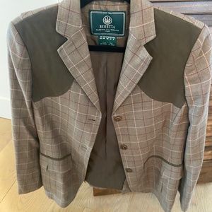 Beretta Women's Tweed Blazer Size 8